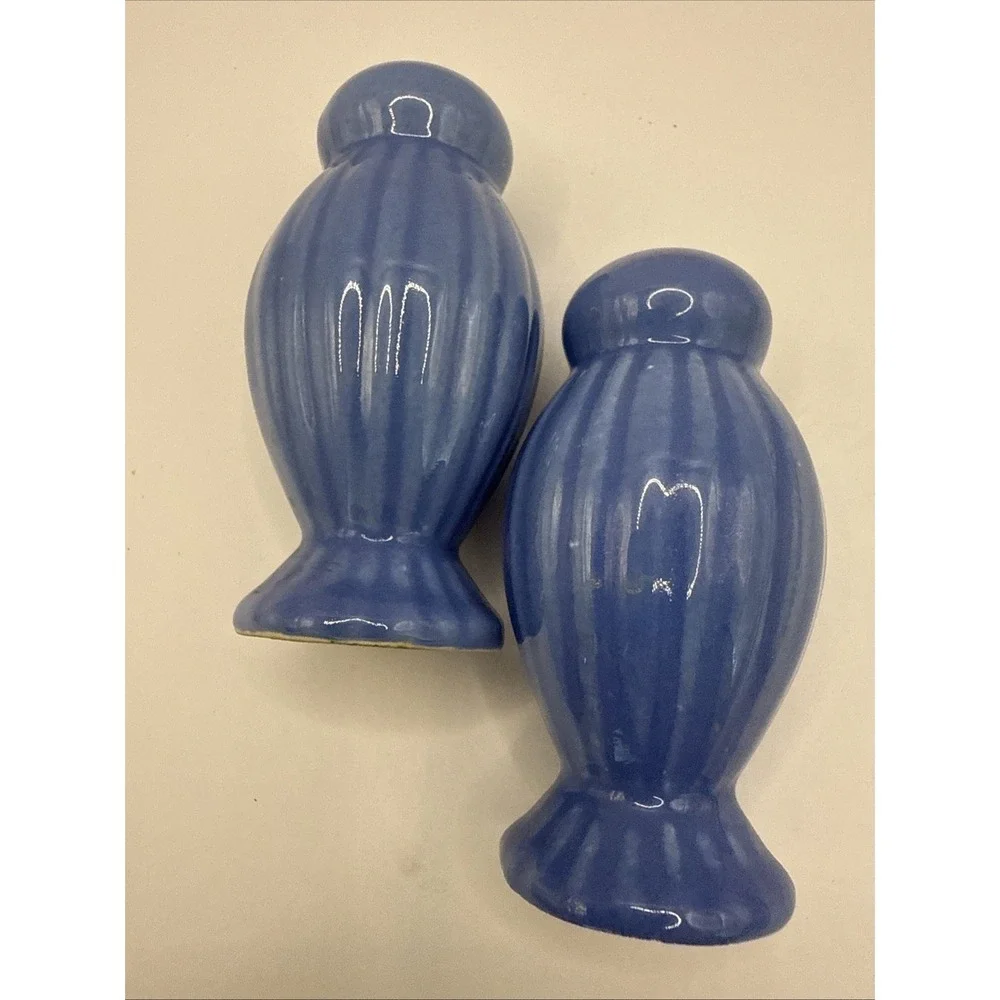 STANGL‎ COLONIAL BLUE, SALT & PEPPER SHAKERS